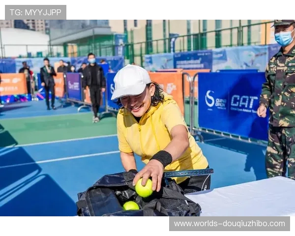 下载斗球体育官方版本享受高清流畅的赛事直播和丰富的体育内容资源 下载斗球体育官方版本享受高清流畅的赛事直播和丰富的体育内容资源